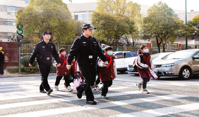 平凡日子的不凡警事