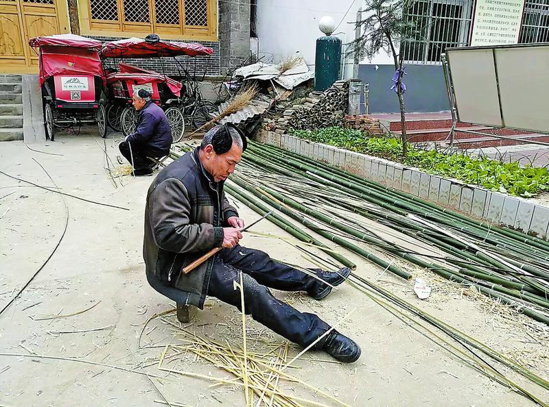 竹林關(guān)的花燈藝人